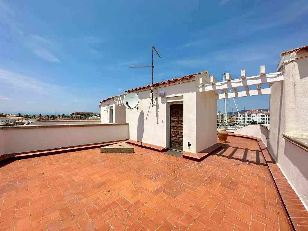 Cargols De Mar Villa Empuriabrava Spain